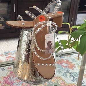 SINCERELY JULES Block Heel Sandals With Studs